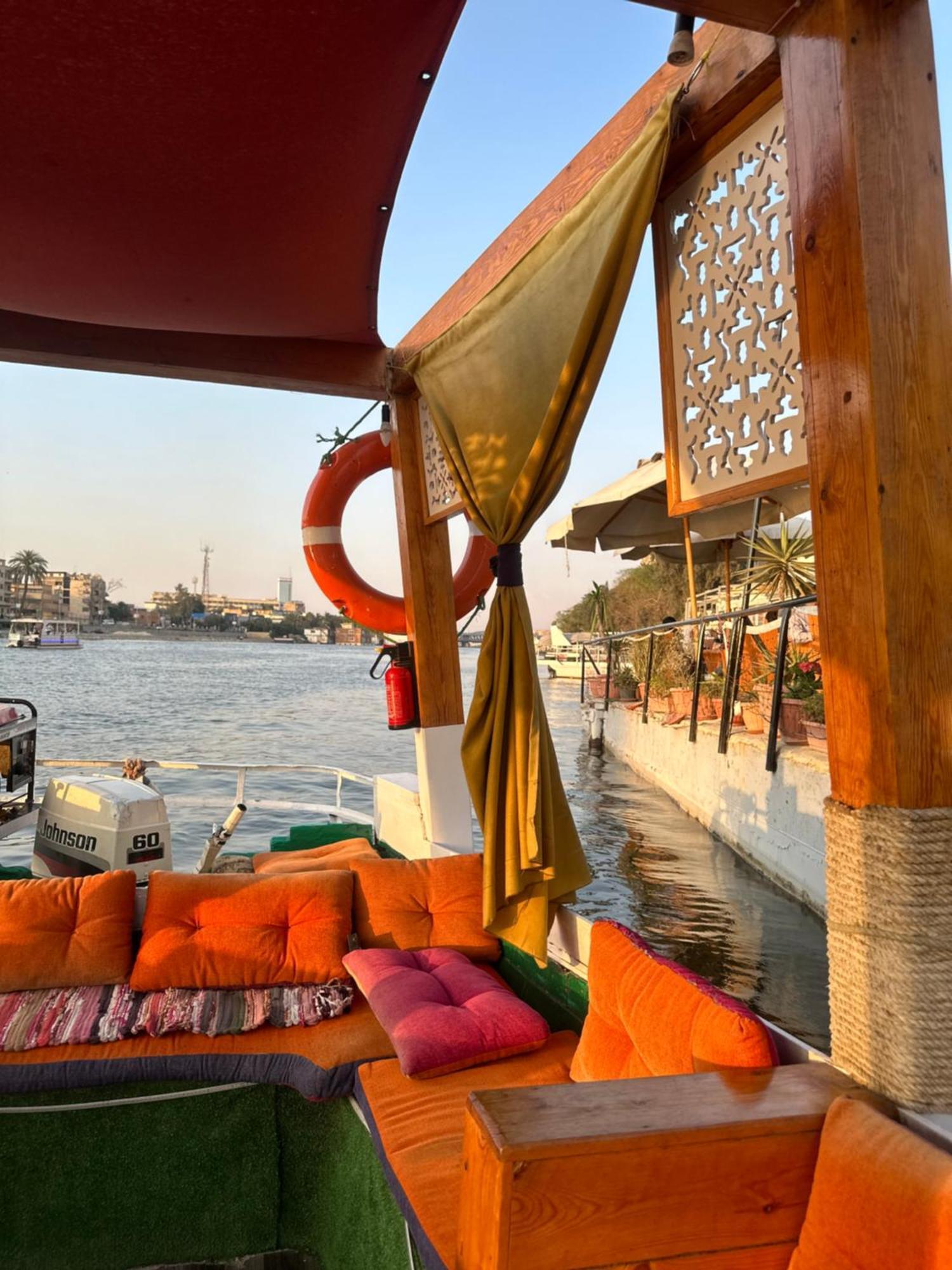 Modern 1-Bedroom Apartment In Zamalek Visits Allowed Le Caire Extérieur photo
